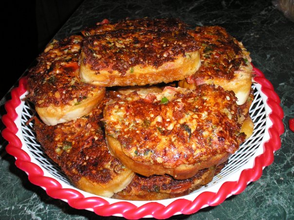 Пицца на батоне на сковороде - пошаговый рецепт с фото на malino-v.ru